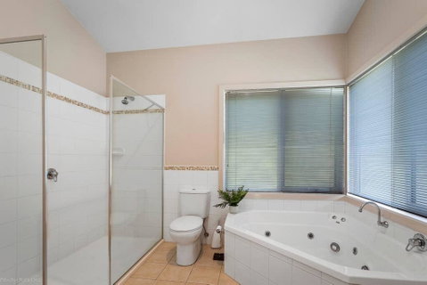 DRIFTWOOD VILLA - Free Wifi, Walk To Beach - Kawana Tourism 2