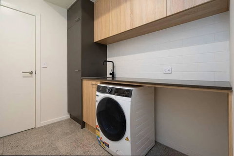 Dune Townhouse On Nautilus Way - Kawana Tourism 1