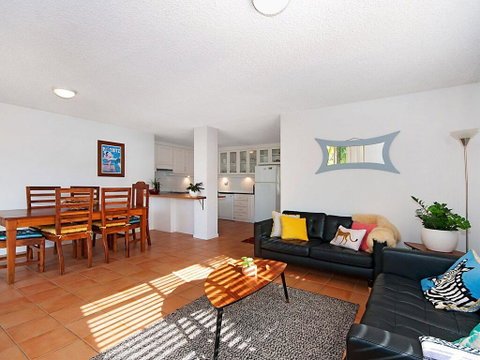 EAST COAST ESCAPES - Byron Beachfront - Kawana Tourism 2