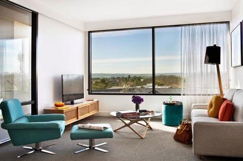 East Hotel And Apartments - Kawana Tourism 2