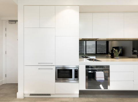 EIGHT TWO NINE TWO III: BONDI BEACH - Kawana Tourism 1