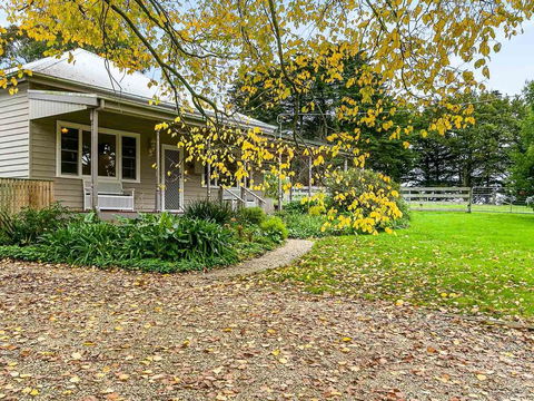 Elm Cottage - Kawana Tourism 0