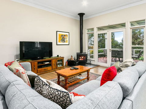 Elm Cottage - Kawana Tourism 3