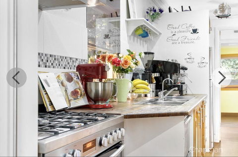 Entire Blaxland Cottage - Kawana Tourism 3