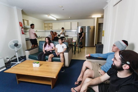 Erica Underwood House 6 Bedroom Flat - Kawana Tourism 2