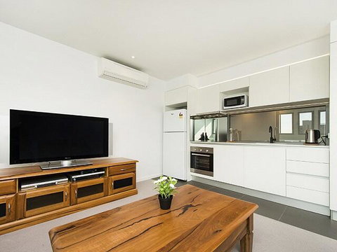Executive Luxury Apartment - Kawana Tourism 0