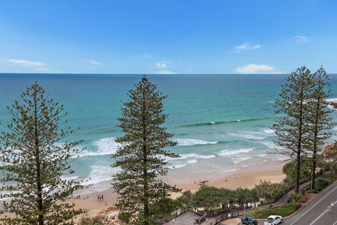 FABULOUS BEACHFRONT POSITION - Kawana Tourism 0