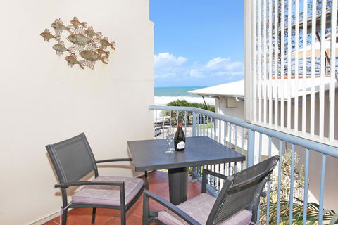FABULOUS BEACHFRONT POSITION - Kawana Tourism 1