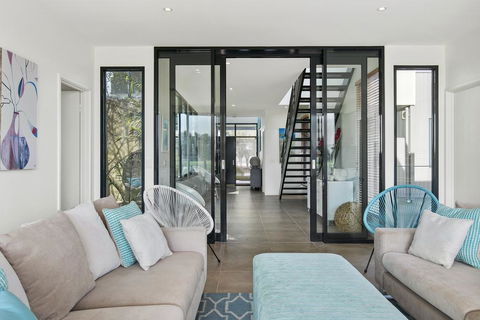 Fabulous Home - Families Only - Kawana Tourism 2