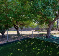 Fabulously Presented Family Retreat on Bribie Island - Kawana Tourism