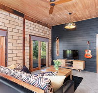 Falls River Luxury Accommodation - Kawana Tourism