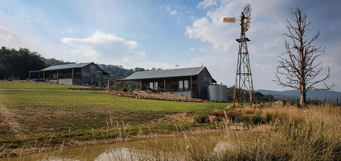 Fellcroft Farmstay - Kawana Tourism 1