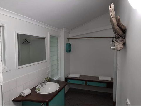 Ferntree Rainforest Lodge - Kawana Tourism 2