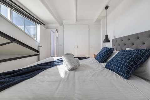 Fitzroy Converted Warehouse Penthouse - Kawana Tourism 2