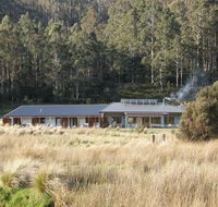 Forest Walks Lodge - Kawana Tourism