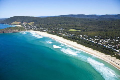 FRANGIPANI BEACH HOUSE - PET FRIENDLY 22 Belbourie Cres Boomerang Beach - Kawana Tourism 1