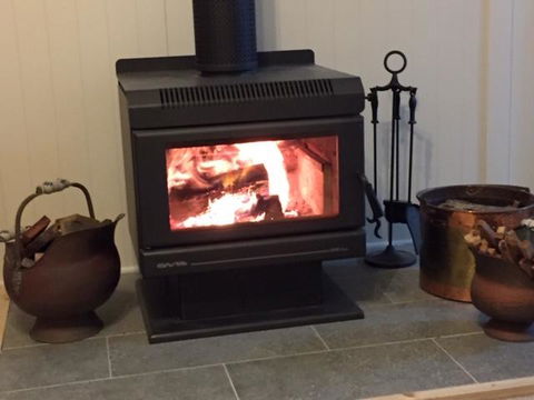 FROGGIES HOLIDAY HOUSE - Kawana Tourism 2