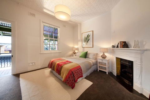 FUN TIMES In HUGE House 1 Minute To SYDNEY HARBOUR - Kawana Tourism 1