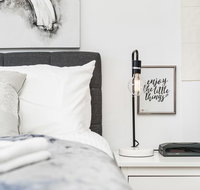 Funky CBD Pad sleeps two perfect - Kawana Tourism