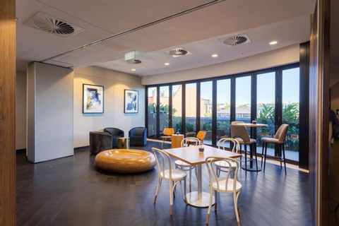 FV Peppers Residences Apartment - Kawana Tourism 2