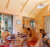 Fyshwicks Cottage - Kawana Tourism