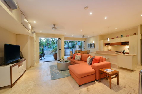 Garden Villa On Murphy - Kawana Tourism 3