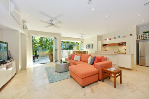 Garden Villa On Murphy - Kawana Tourism 2