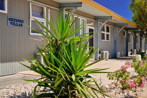 Getaway Villas Unit 38-5 - 1 Bedroom Self-Contained Accommodation - Kawana Tourism 1