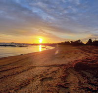 Goat Island Bungalow - Kawana Tourism