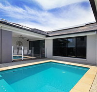 Grand Parade - Kawana Tourism