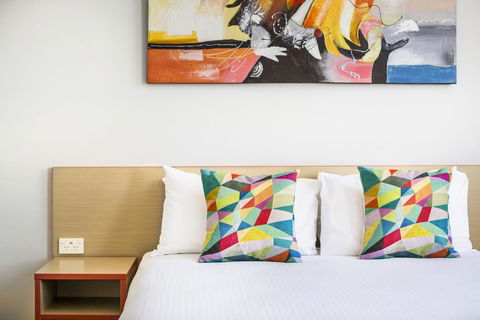 Granville Hotel - Kawana Tourism 0