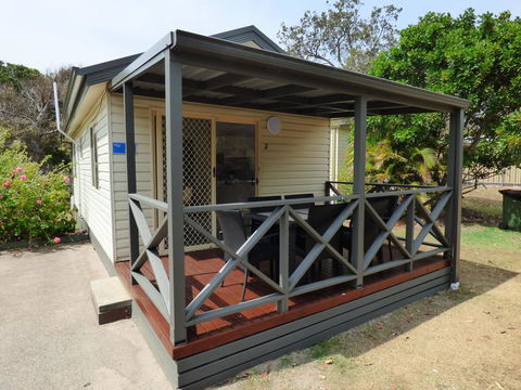 Grassy Head Holiday Park - Kawana Tourism 3