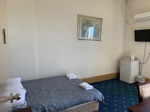 Great Western Hotel - Kawana Tourism 2