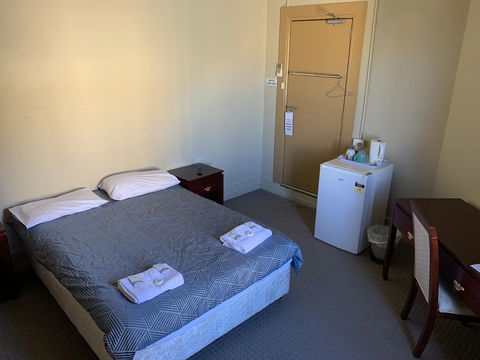 Great Western Hotel - Kawana Tourism 1
