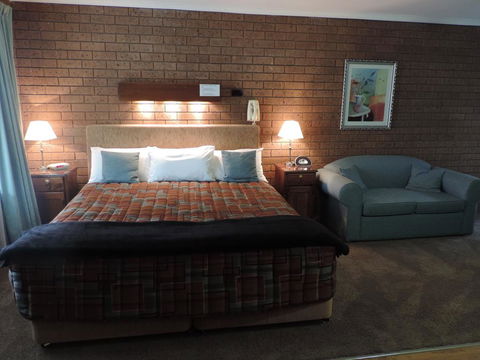 Greenacres Motel - Kawana Tourism 0