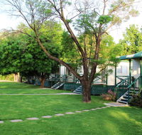 Gundagai Cabins  Tourist Park - Kawana Tourism