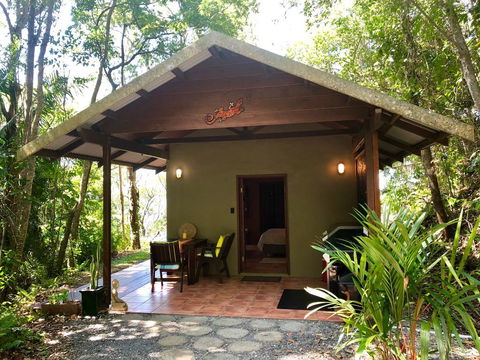 Gunnadoo Holiday - Kawana Tourism 0