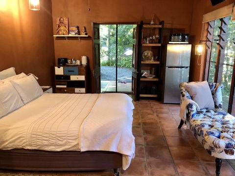 Gunnadoo Holiday - Kawana Tourism 1
