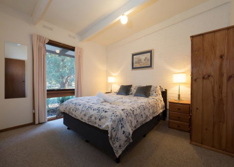 Halls Haven Resort - Kawana Tourism 2