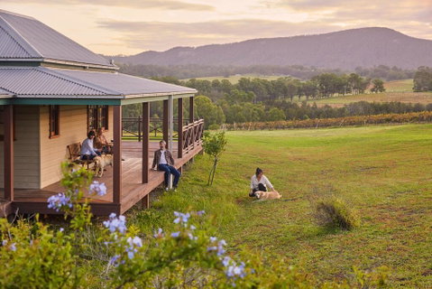 Hanging Tree Wines - Kawana Tourism 2