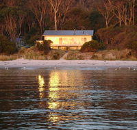 Harpers On The Beach - Kawana Tourism