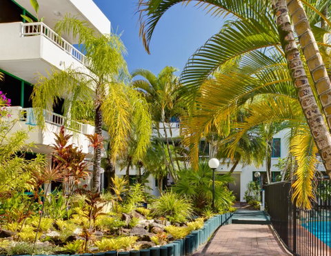 Headland Gardens Holiday Apartments - Kawana Tourism 1