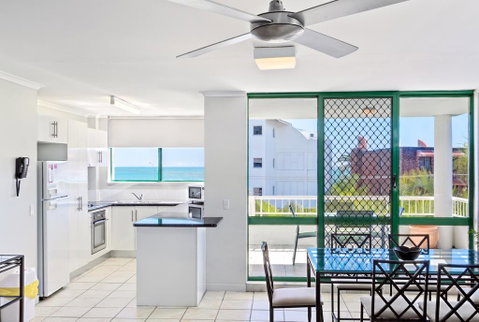 Headland Gardens Holiday Apartments - Kawana Tourism 2