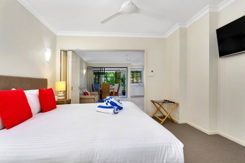 Heritage Private Apartments - Kawana Tourism 3