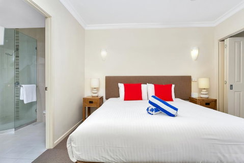 Heritage Private Apartments - Kawana Tourism 1