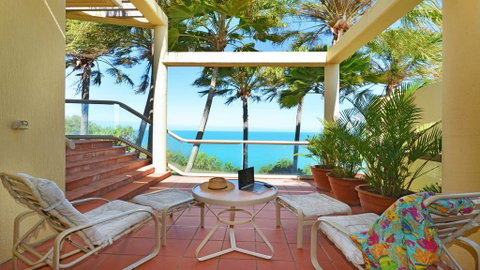 Hill #8 Penthouse - Port Douglas - Kawana Tourism 3