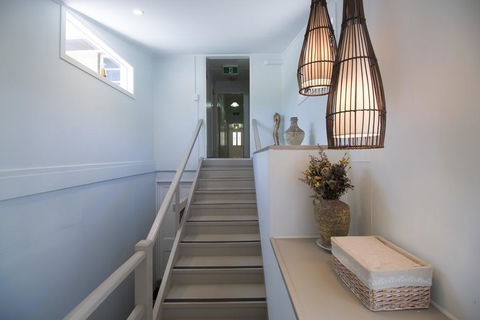 Hillcrest Guest House - Kawana Tourism 1