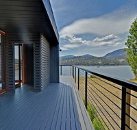 Hobart Waterfront Luxury Retreat - Kawana Tourism