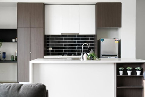 HOLIDAY HOME 3BR TOWNHOUSE With WIFI NEAR HIGHPOINT - Kawana Tourism 2