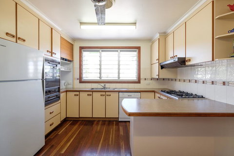 Home At Southside Central - Kawana Tourism 1